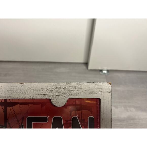 Wooden removable bucs tag plate bird feeder - Picture 5 of 12